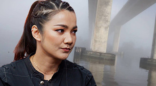 กระโดดน้ำ