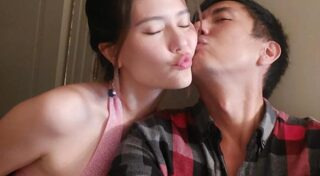 มารีญา พูลเลิศลาภ