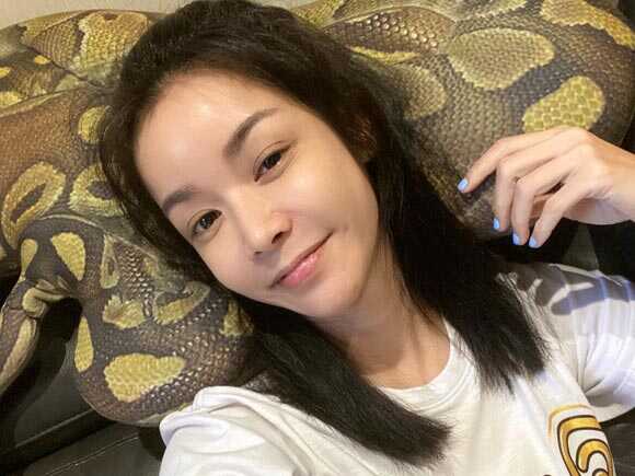 นุ๊ก สุทธิดา อยู่คนเดียวไร้ลูก-สามี ในรอบ 18 ปี แต่ทำคนช็อก แม่หนุนอะไรอยู่ !