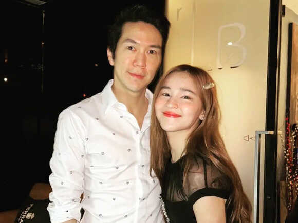 รูปคู่มาแล้ว ! แอมป์ อวยพรวันเกิด ออม สุชาร์ ยังหวานฉ่ำ สยบข่าวรักร้าว
