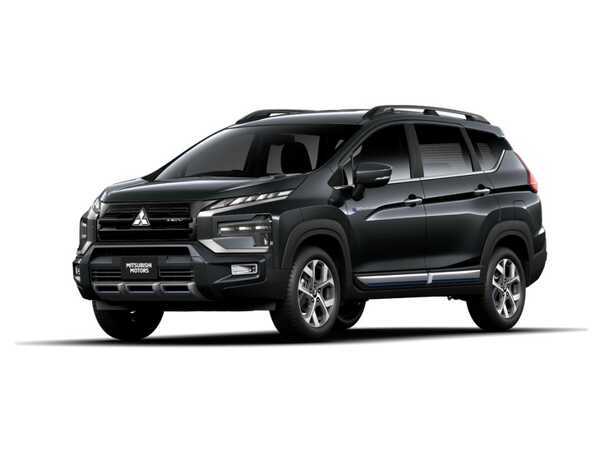 Mitsubishi Xpander Cross HEV 2024 ราคา 961 000 บาท รถยนตไฮบรดแบบ SUV