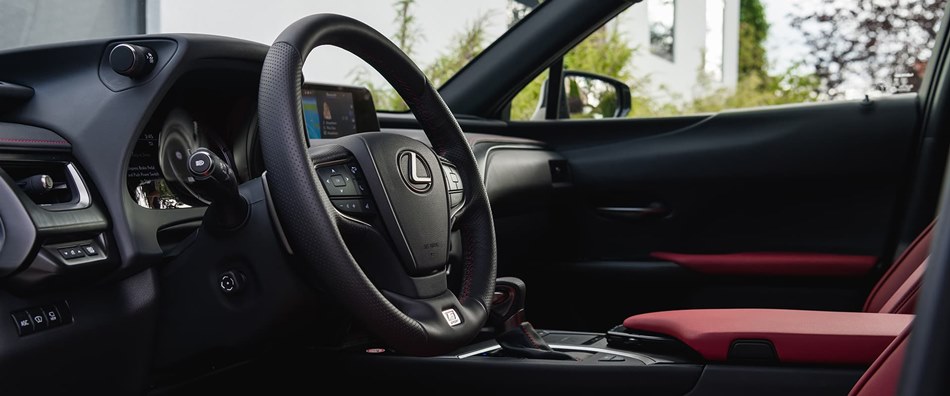 Lexus UX 2022