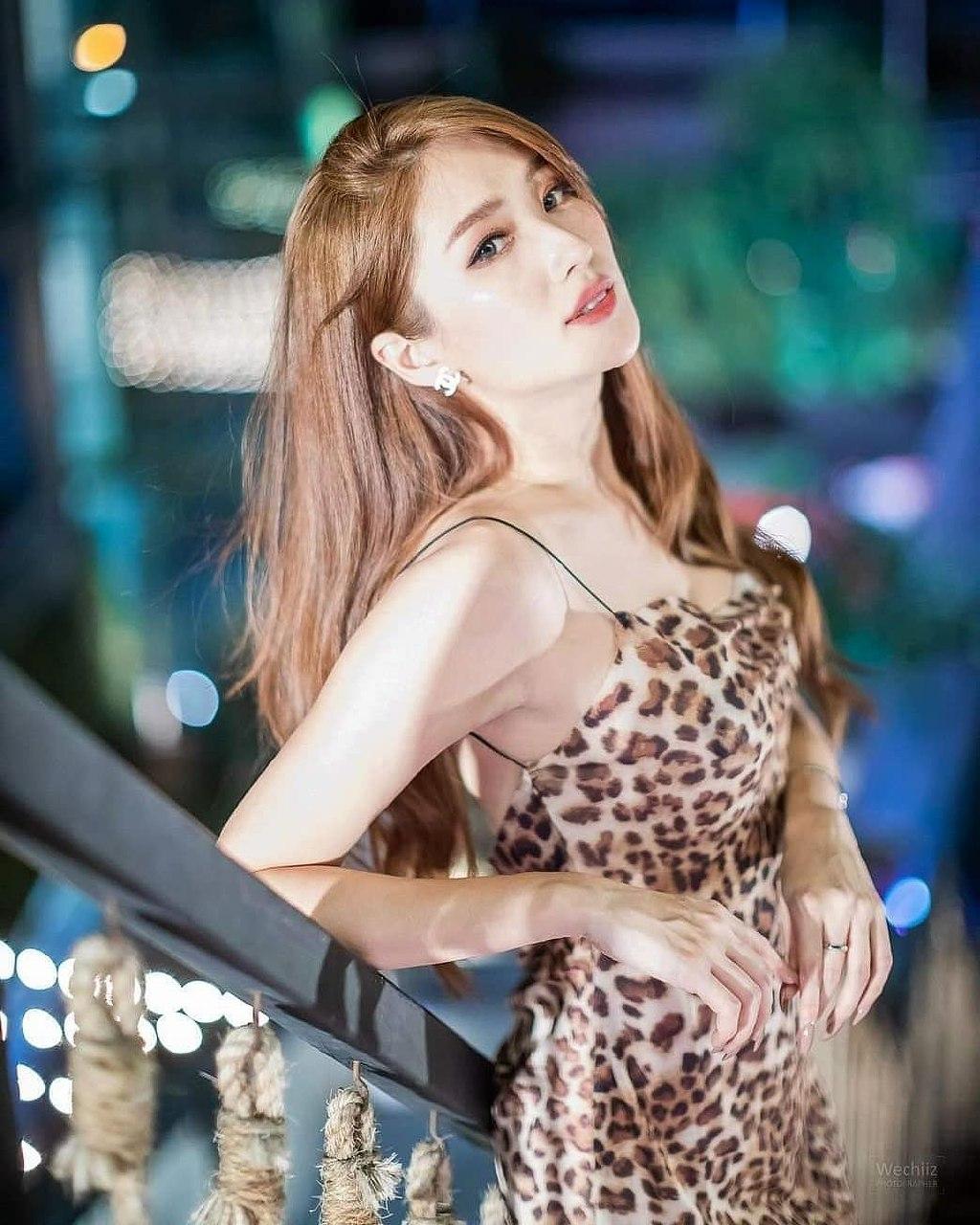 เมย์ สิรินทร์