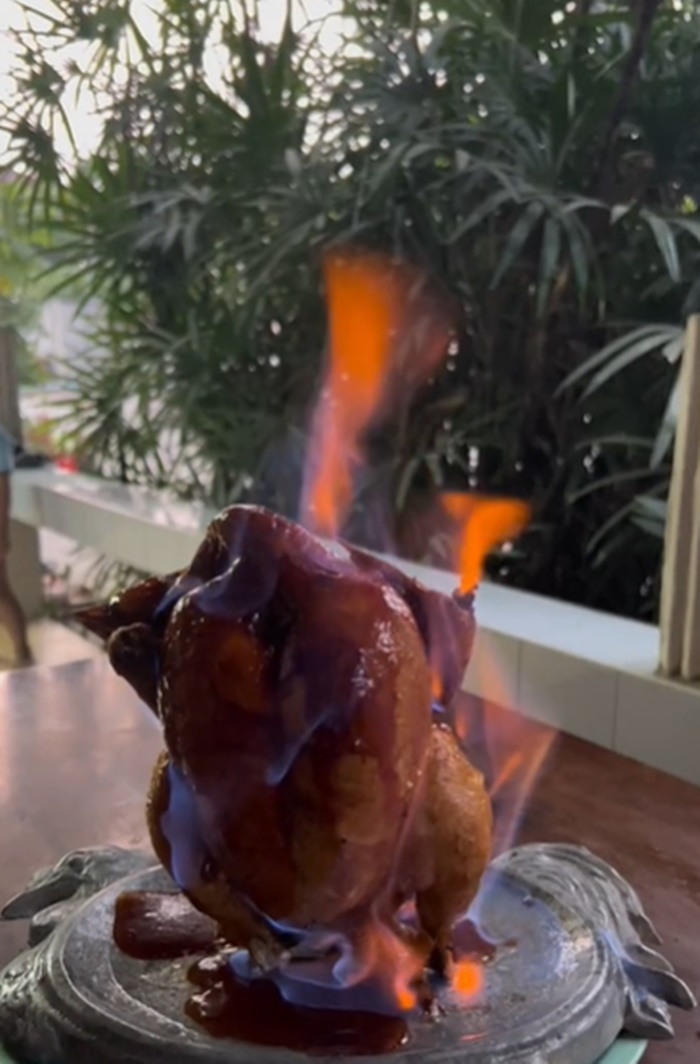 ไก่ภูเขาไฟ