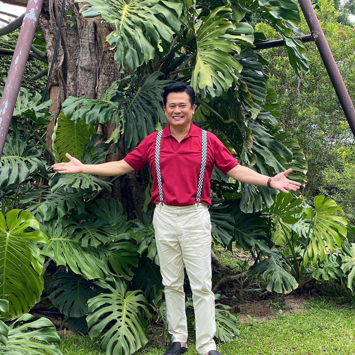 หนุ่ม สันติสุข