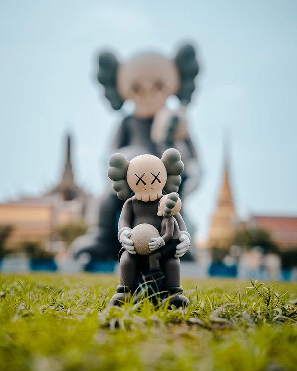 KAWS:HOLIDAY THAILAND