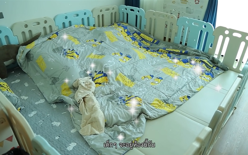 บ้าน ชมพู่ ก่อนบ่าย