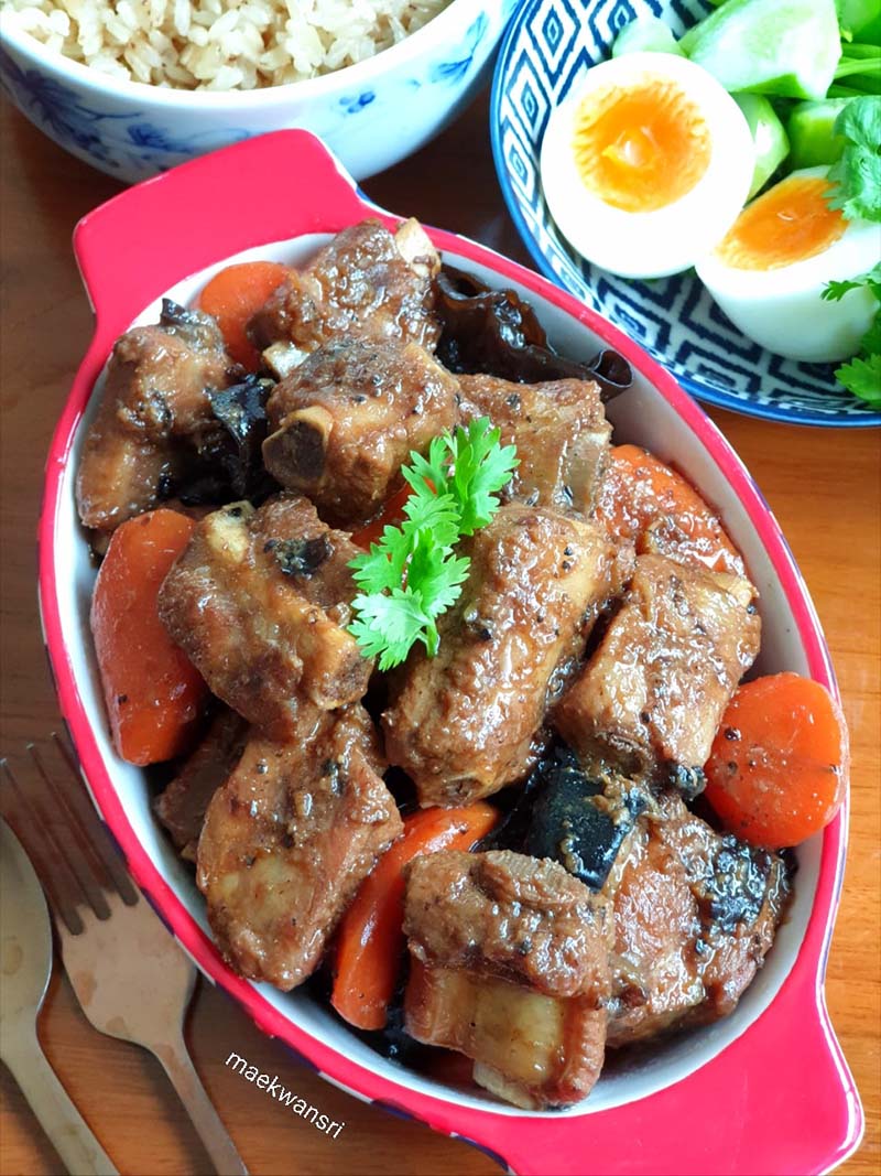 ซี่โครงหมูอบ