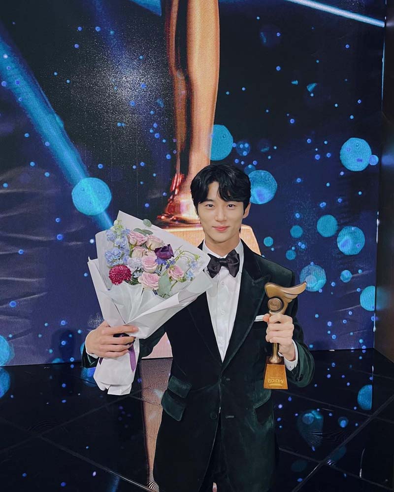 บยอนอูซอก byeonwooseok