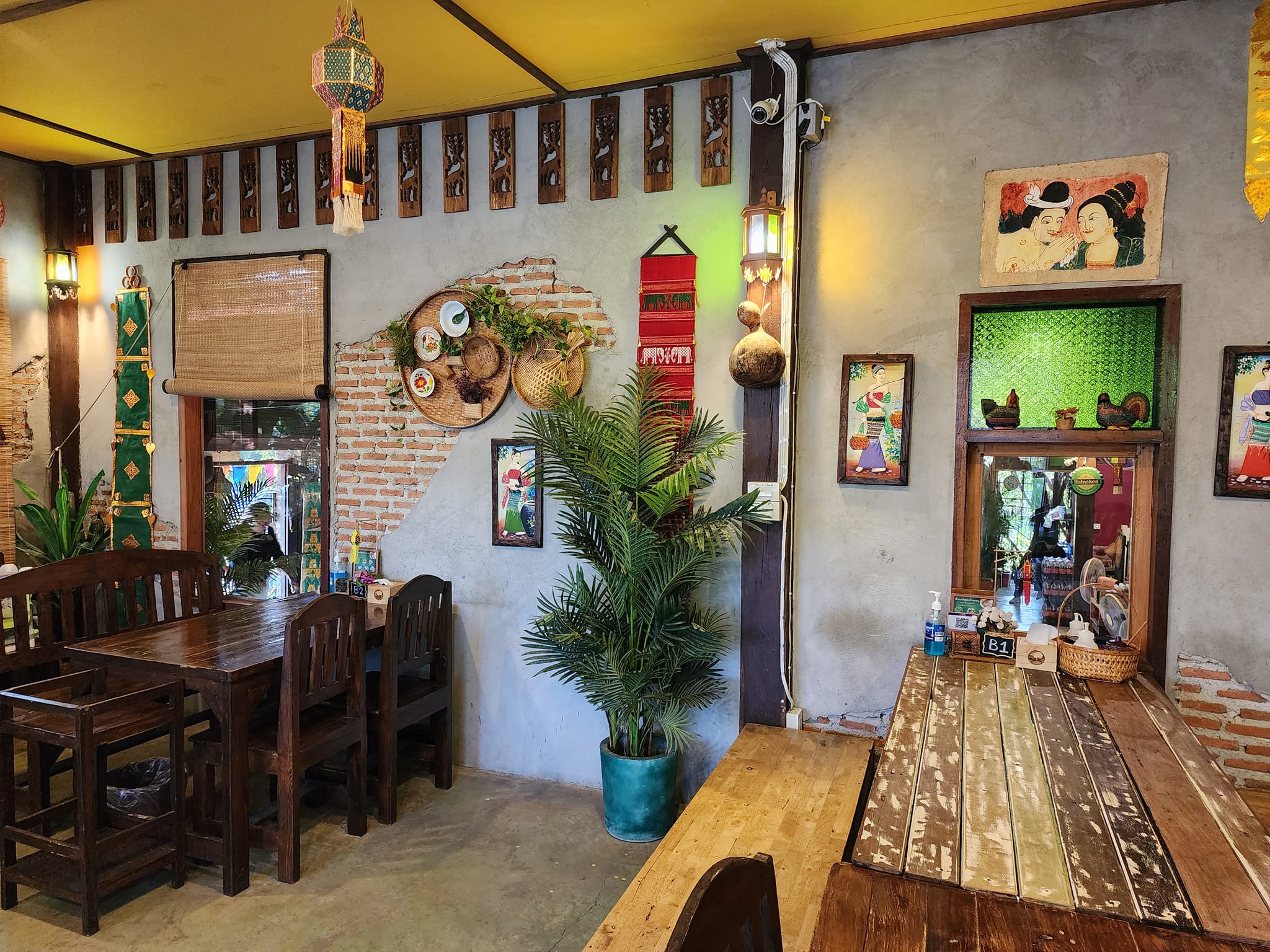 ร้านอาหารเหนือสายลมจอย ซอย๑