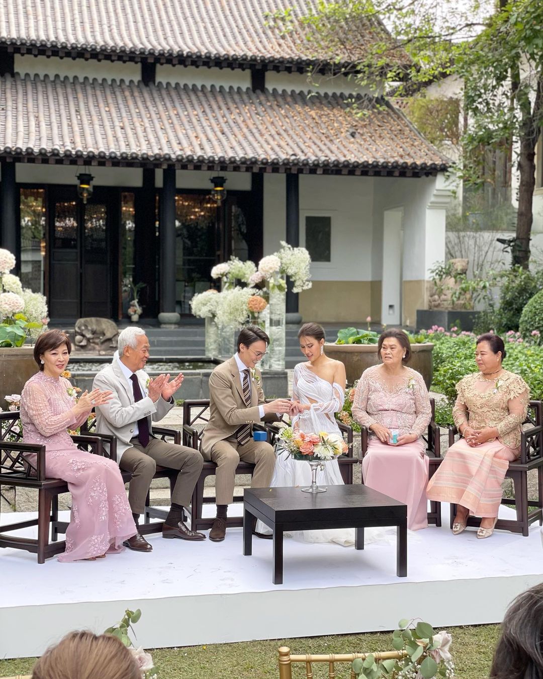 ฟ้าใหม่ ดำรงชัยธรรม แต่งงาน