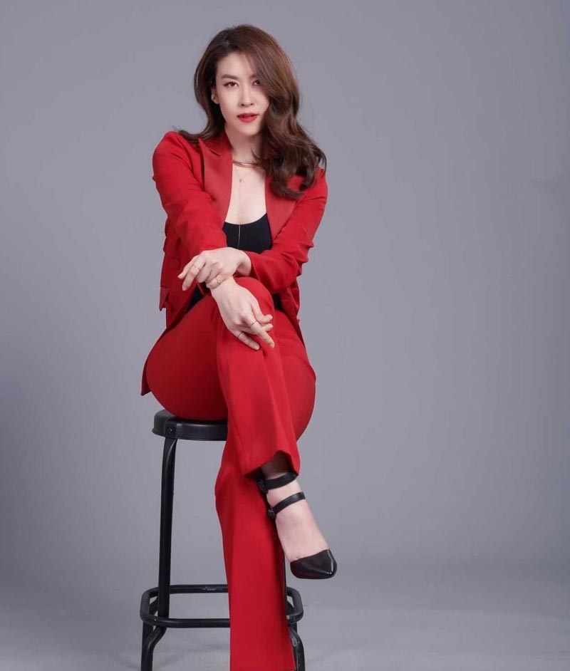 เชียร์ ฑิฆัมพร