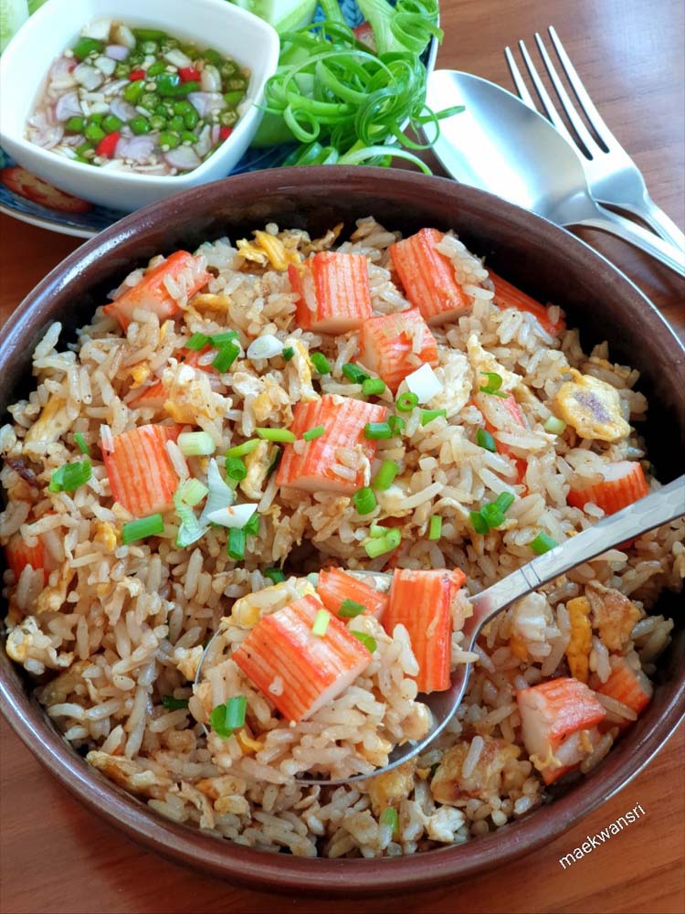 ข้าวผัดปูอัด