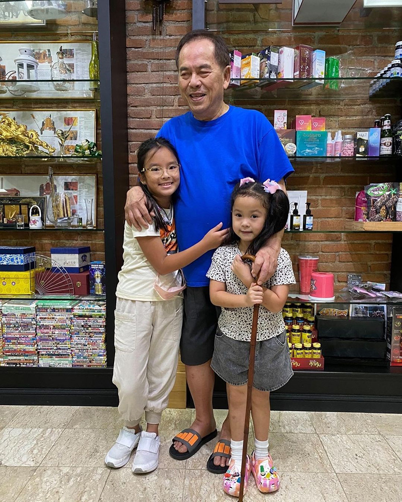 ปู่ไพวงษ์ เตชะณรงค์ พ่อสงกรานต์ ลงรูปย้อนวัยสมัยหนุ่ม วัย 25