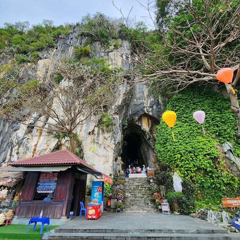 The Marble Mountains