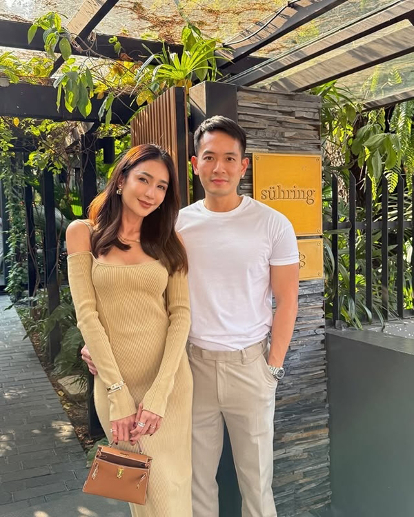 เนย โชติกา