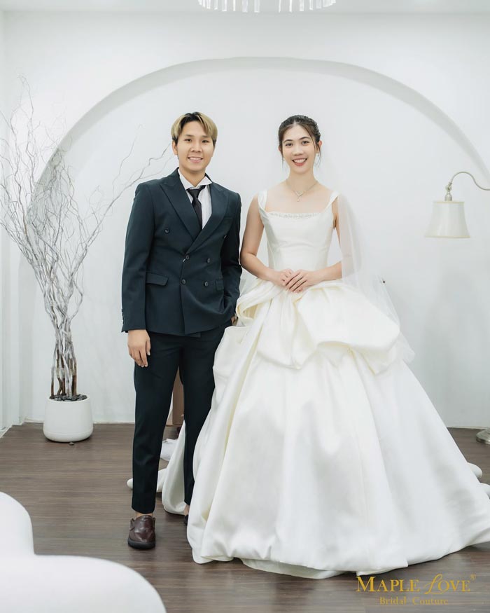 เทนนิส จูเนียร์ ลองชุดแต่งงาน