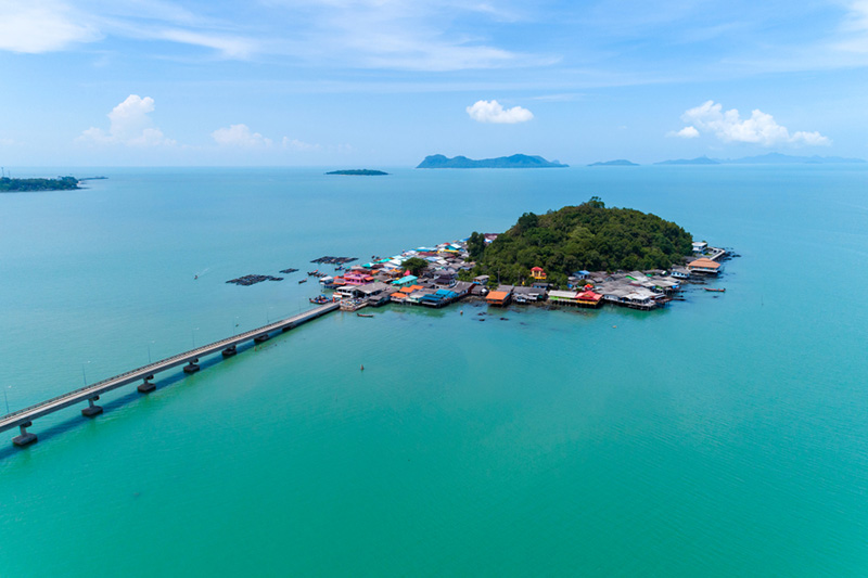 ที่เที่ยวเดือนมิถุนายน 2568 เกาะแรต จังหวัดสุราษฎร์ธานี