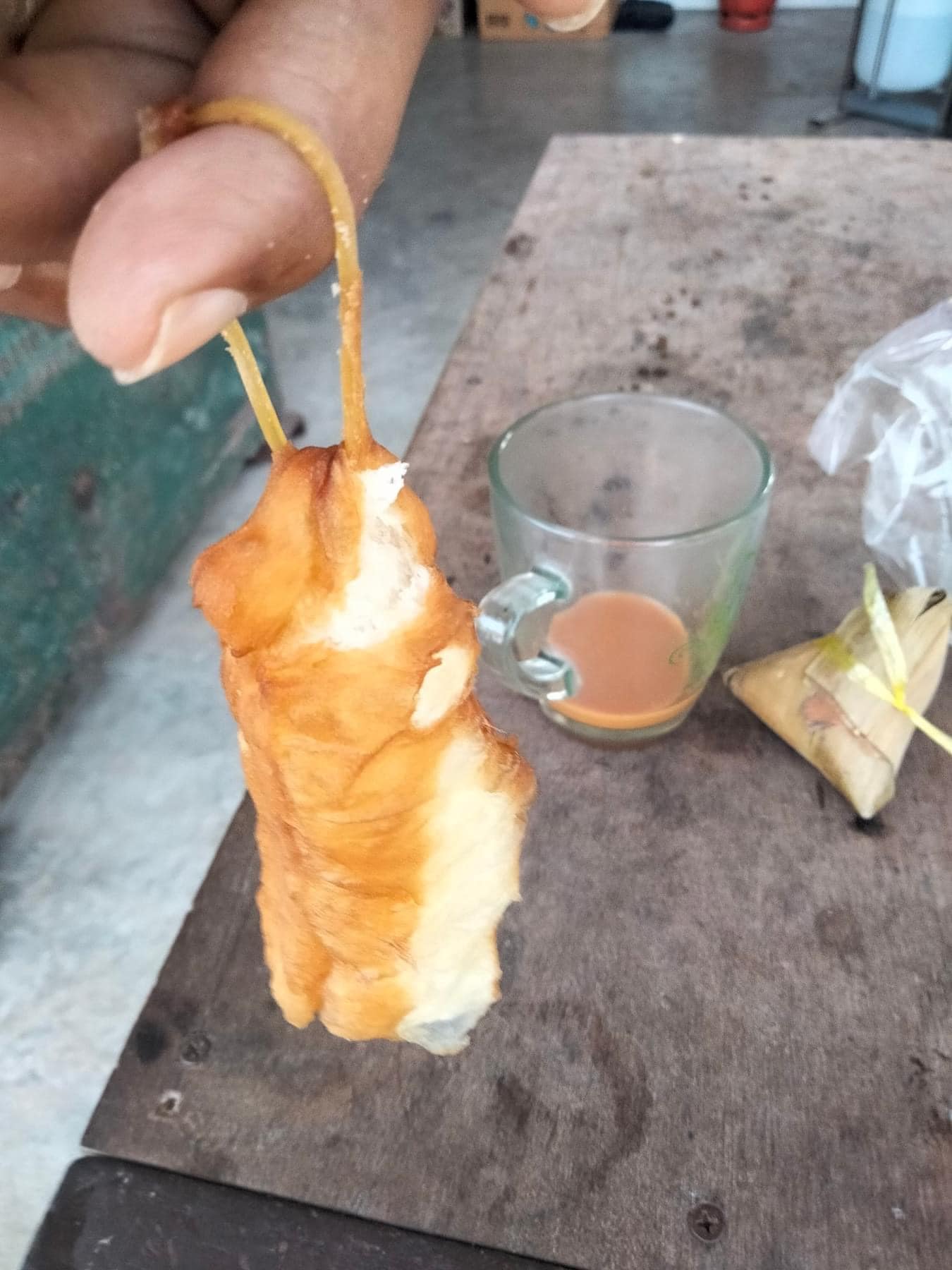 ปาท่องโก๋