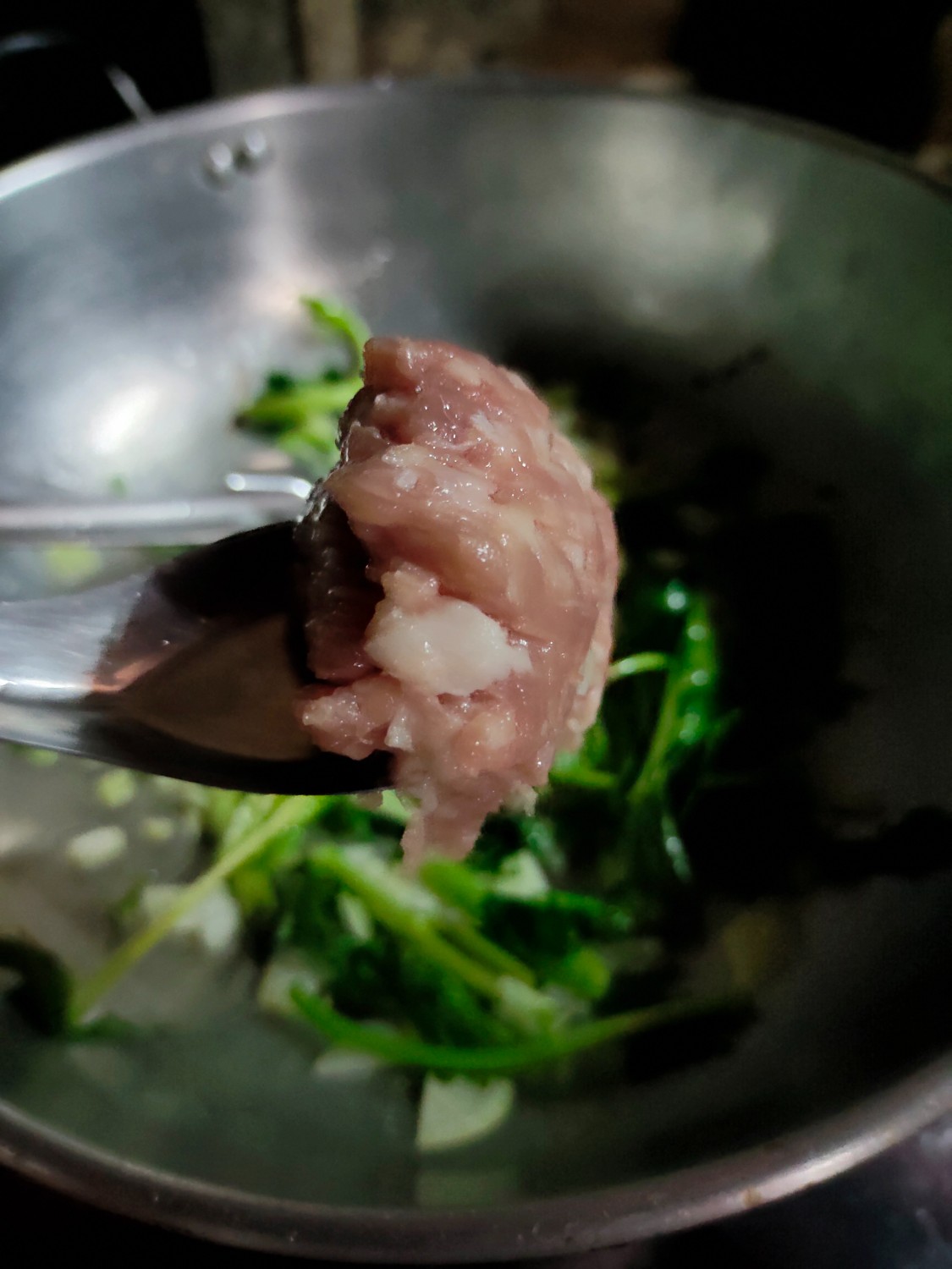 ข้าวผัดหมูยอ