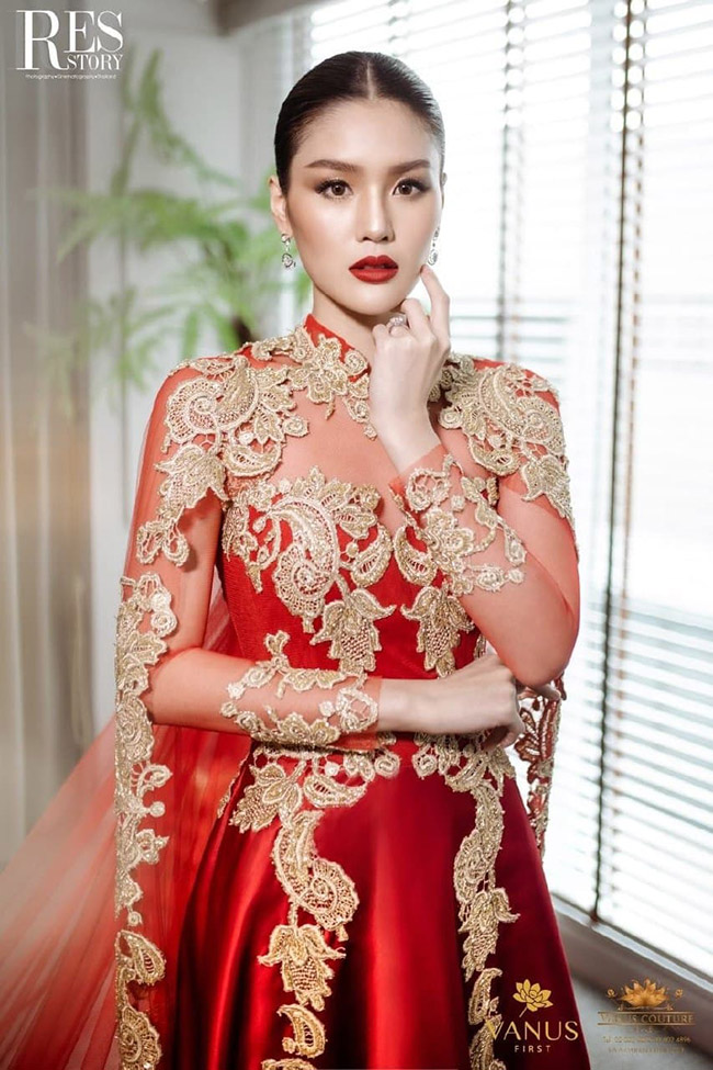 ชุดแต่งงาน, กร ษิภูตา