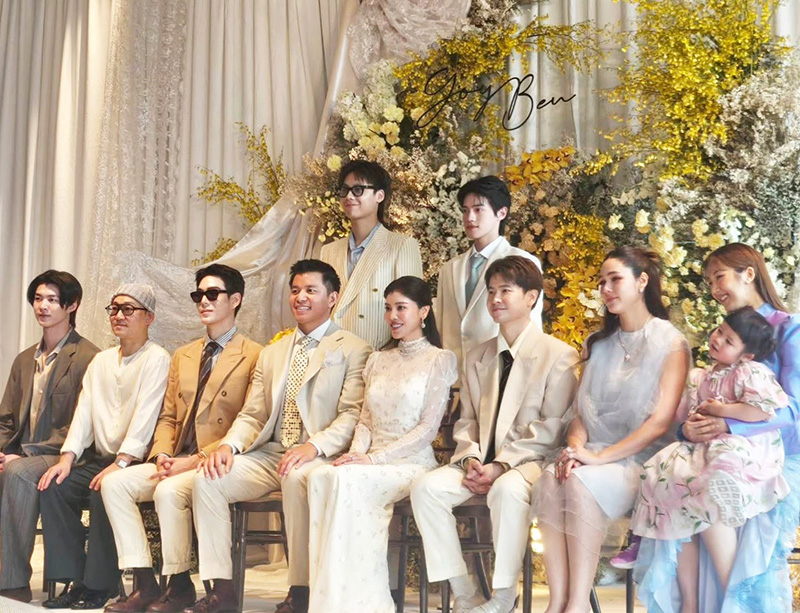 ชมพู่ เอมมี่ ไอซ์ แก๊งตัวแม่รวมตัว