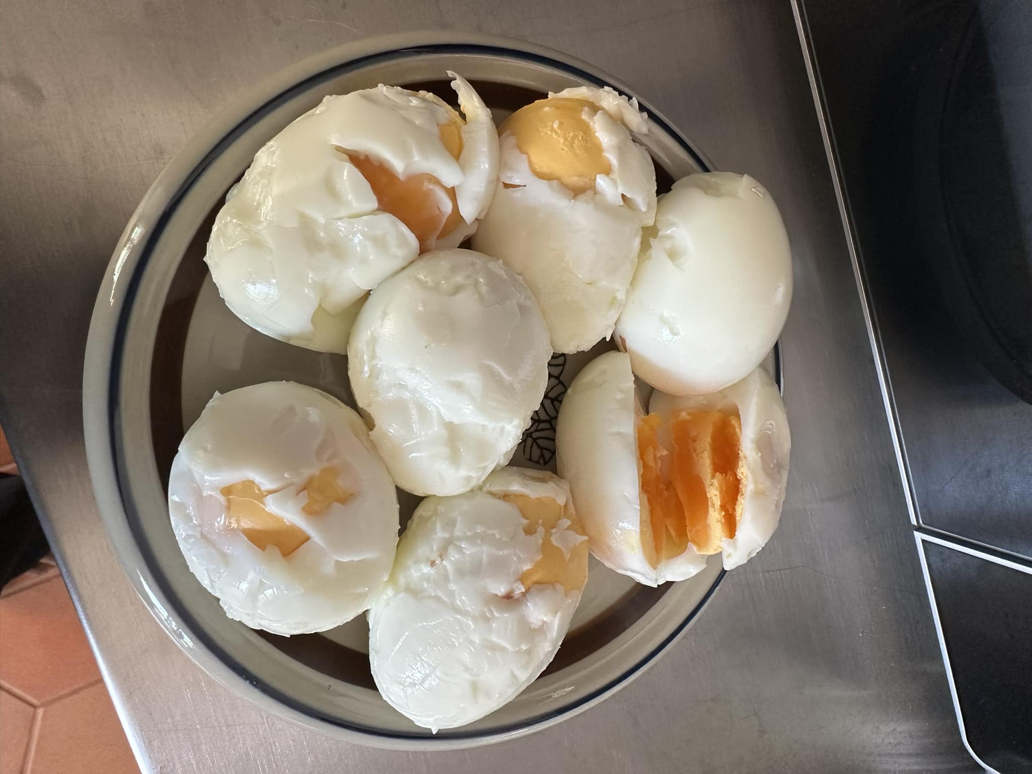 ไข่ใหม่