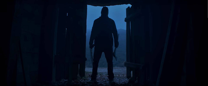 ฆาตกรหน้ากากใน The Strangers: Chapter 2 ไล่ล่าผู้รอดชีวิต