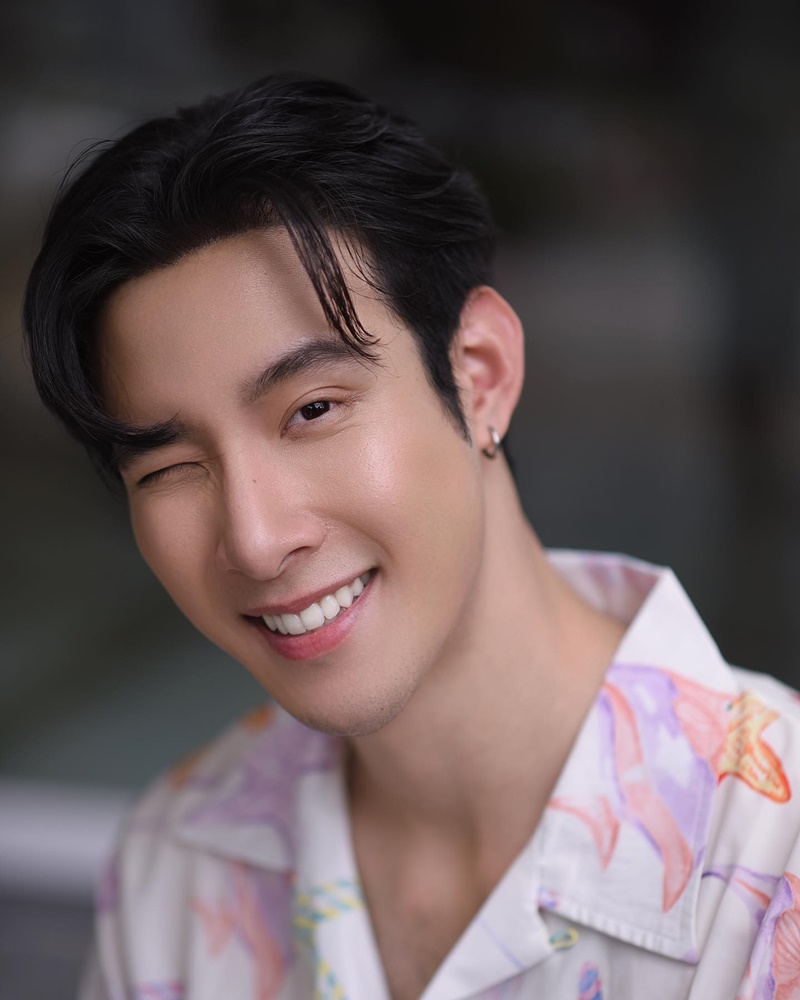 เมฆ จุติ