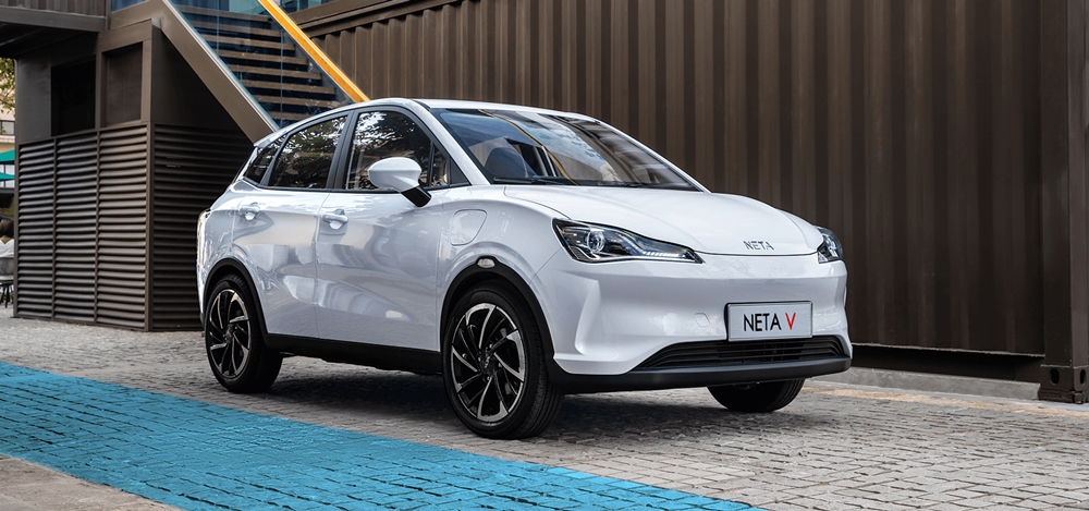 Hozon Neta V 2022 ราคา เริ่มที่ 3.9 แสนบาท รถยนต์ไฟฟ้า  สไตล์ครอสโอเวอร์ขนาดเล็ก