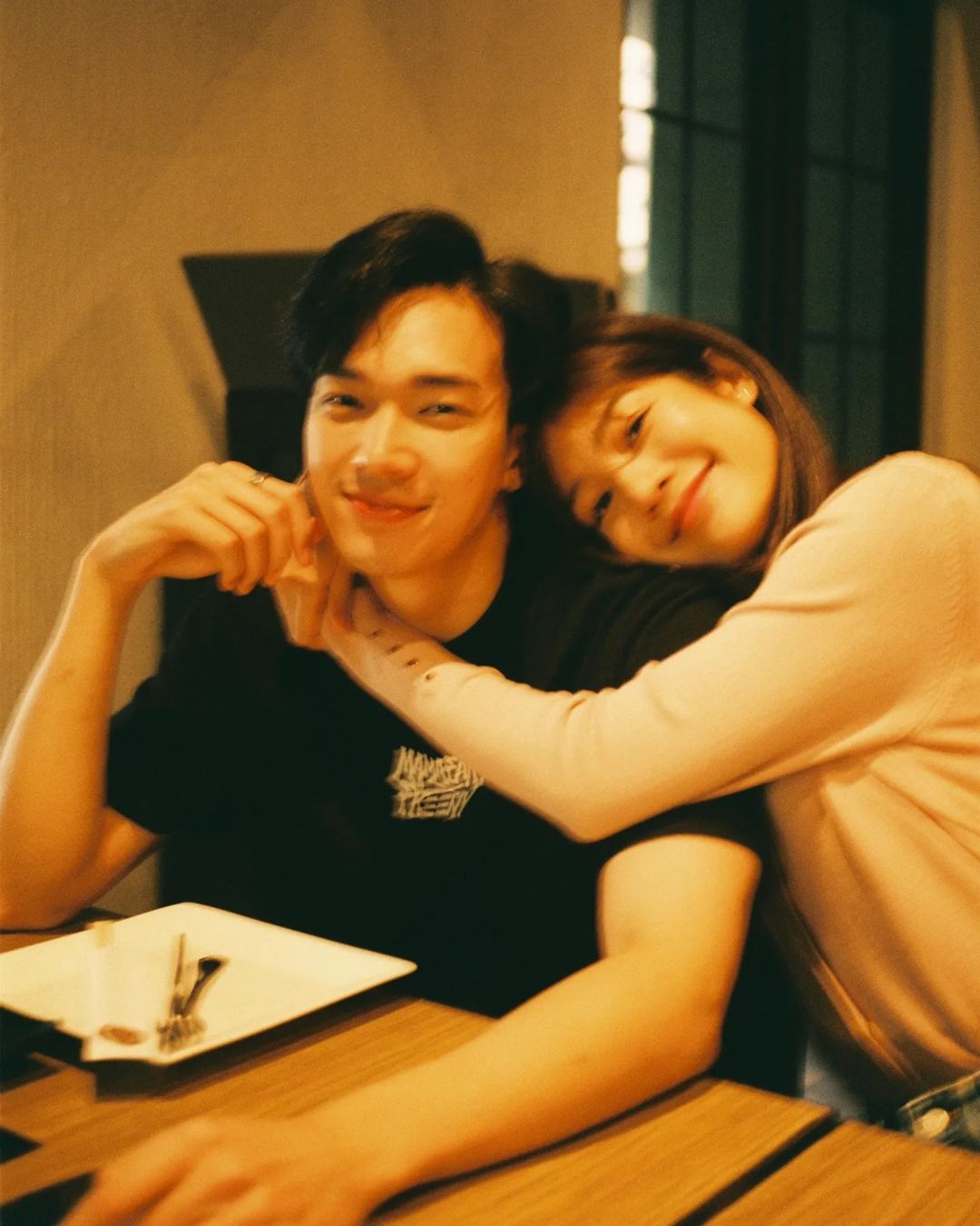 โอบ โอบนิธิ