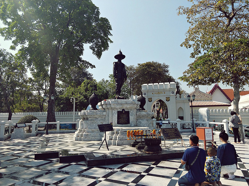 พระราชวังเดิม เปิด