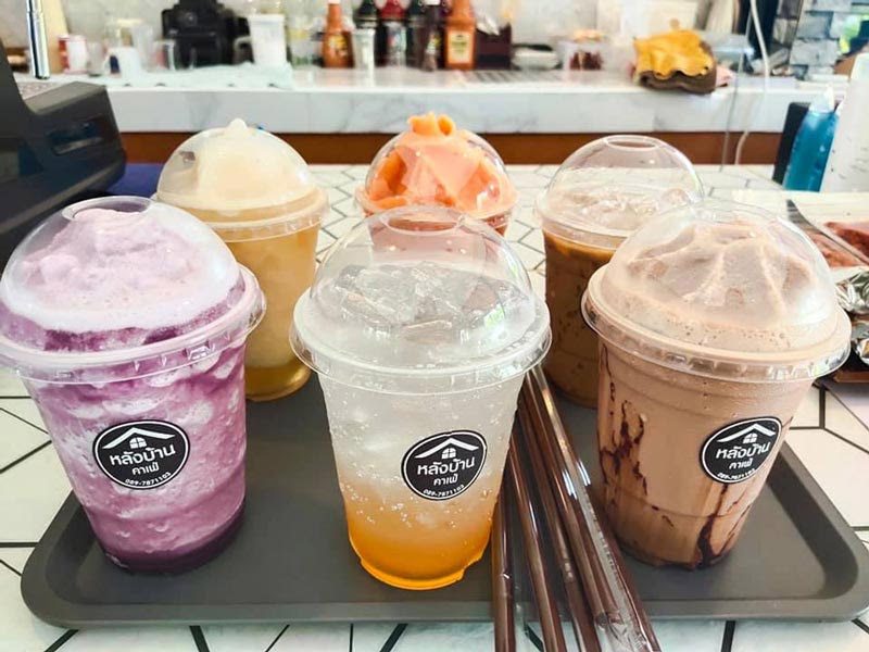 คาเฟ่สุพรรณบุรี
