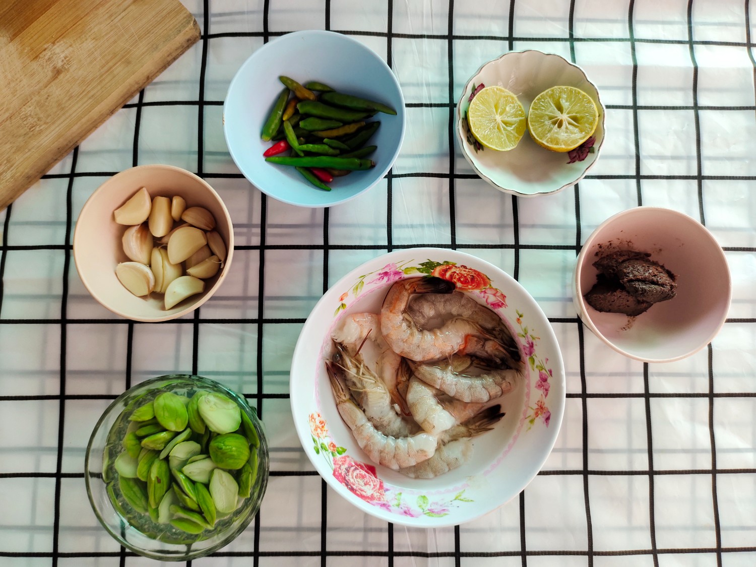 ผัดสะตอกะปิกุ้งสด