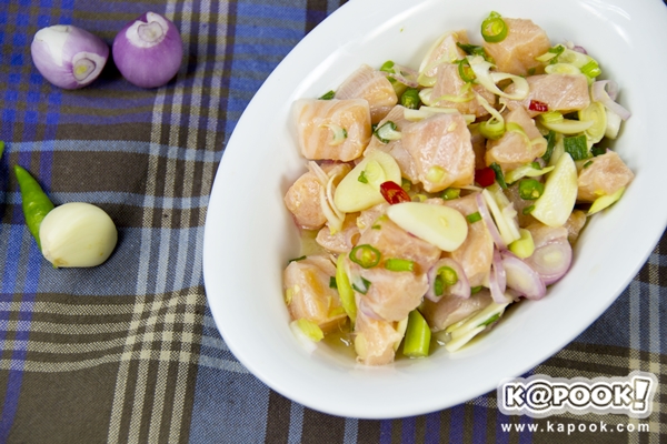สูตรยำแซลมอนดิบ