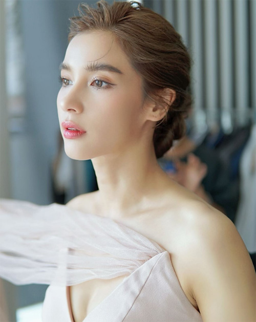 ภาพจาก : Instagram villwannarot