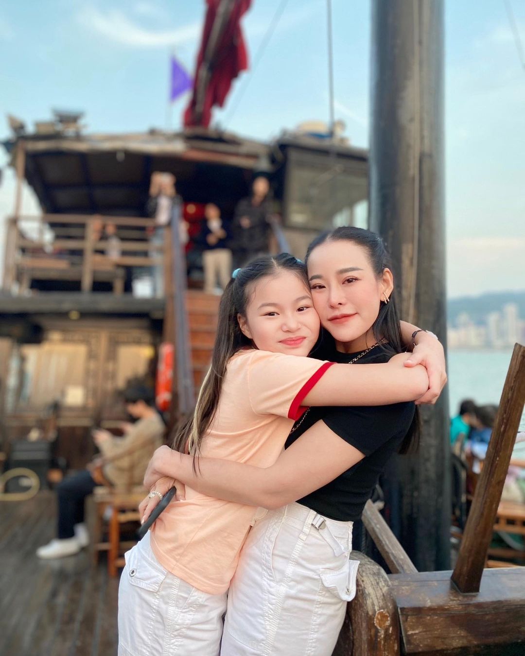 หนิง ปณิตา น้องณิริน