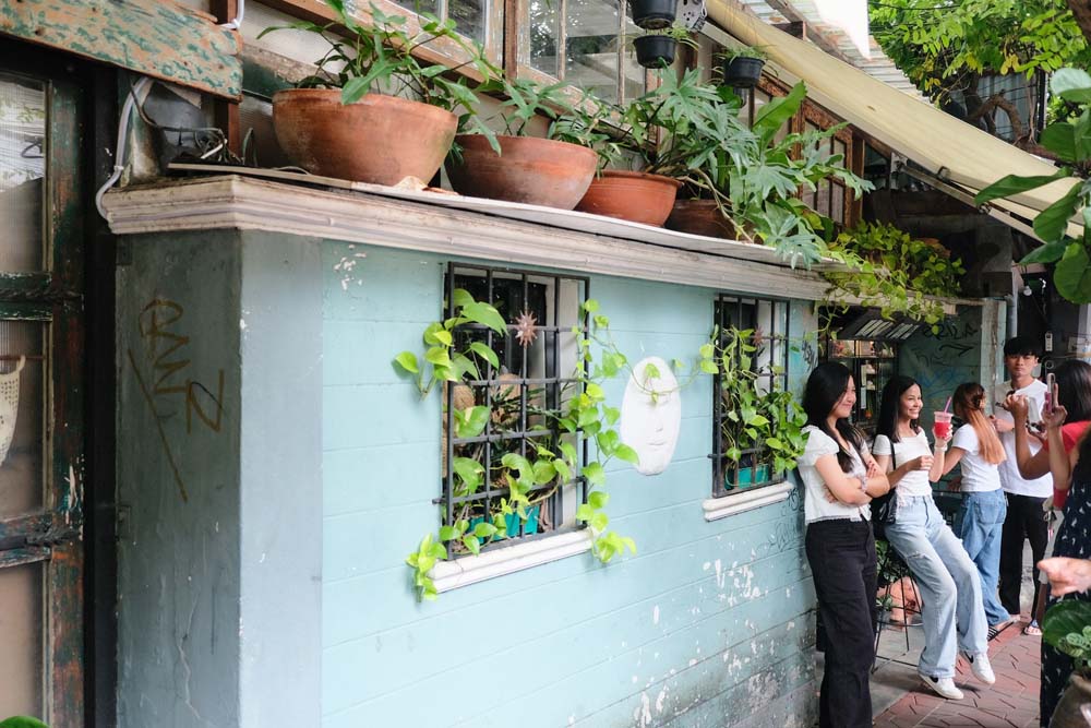 ร้านอาหาร ถนนพระอาทิตย์