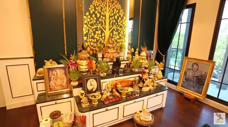 ห้องพระ