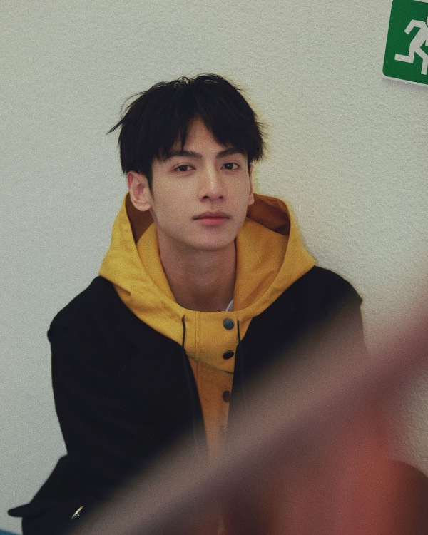 หลัวอวิ๋นซี luo yunxi