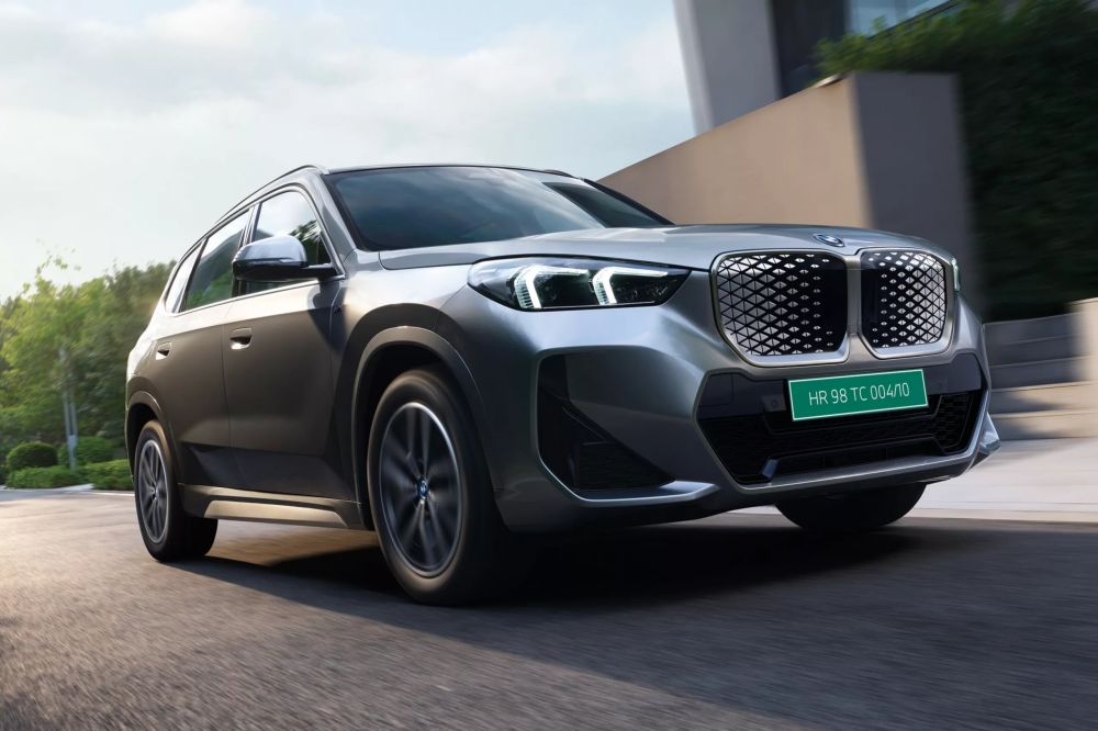 bmw iX1 L