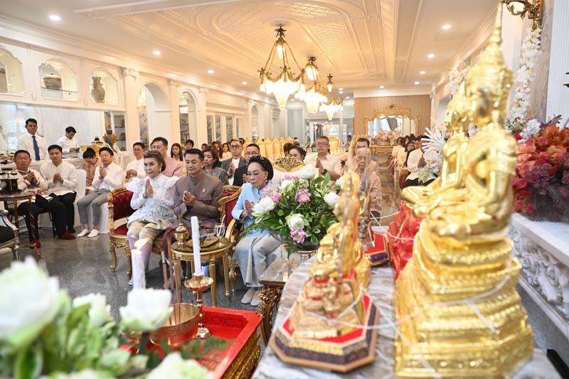 เปิดภาพบ้านหมอชลน่าน ศรีแก้ว หัวหน้าพรรคเพื่อไทย สวยอลังการ