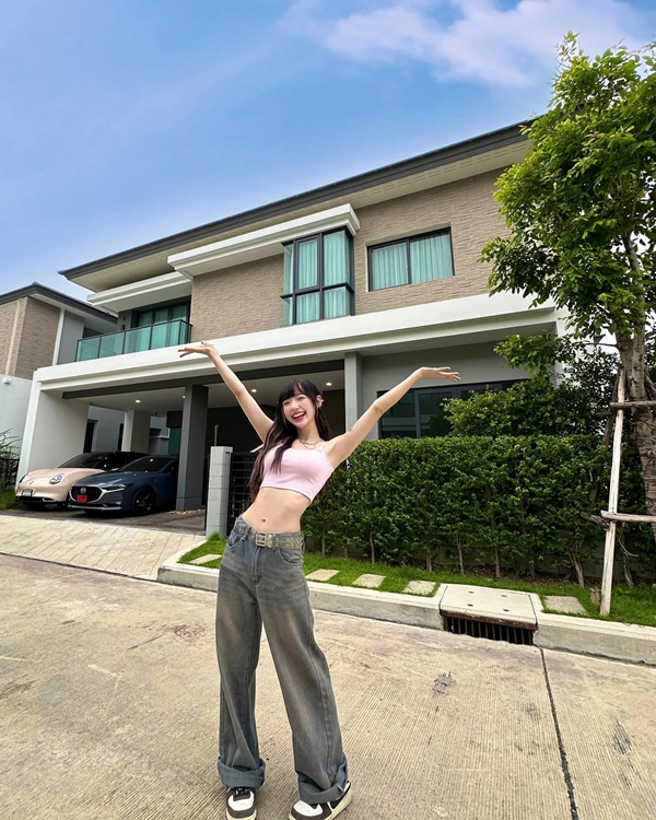 บ้าน พลอยชมพู