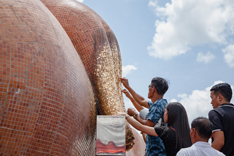 ภาพจาก : FrameAngel / Shutterstock.com