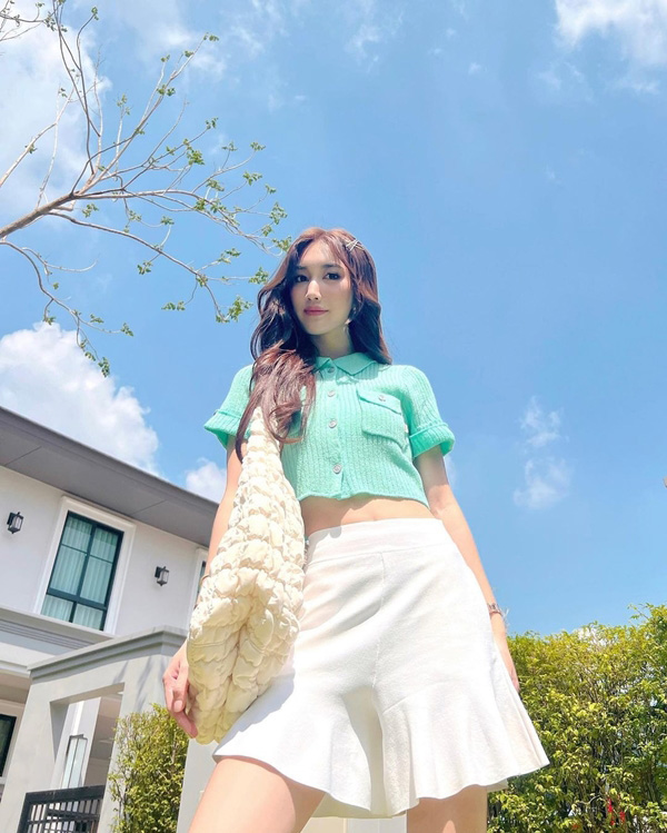 เบสท์ รักษ์วนีย์ คำสิงห์