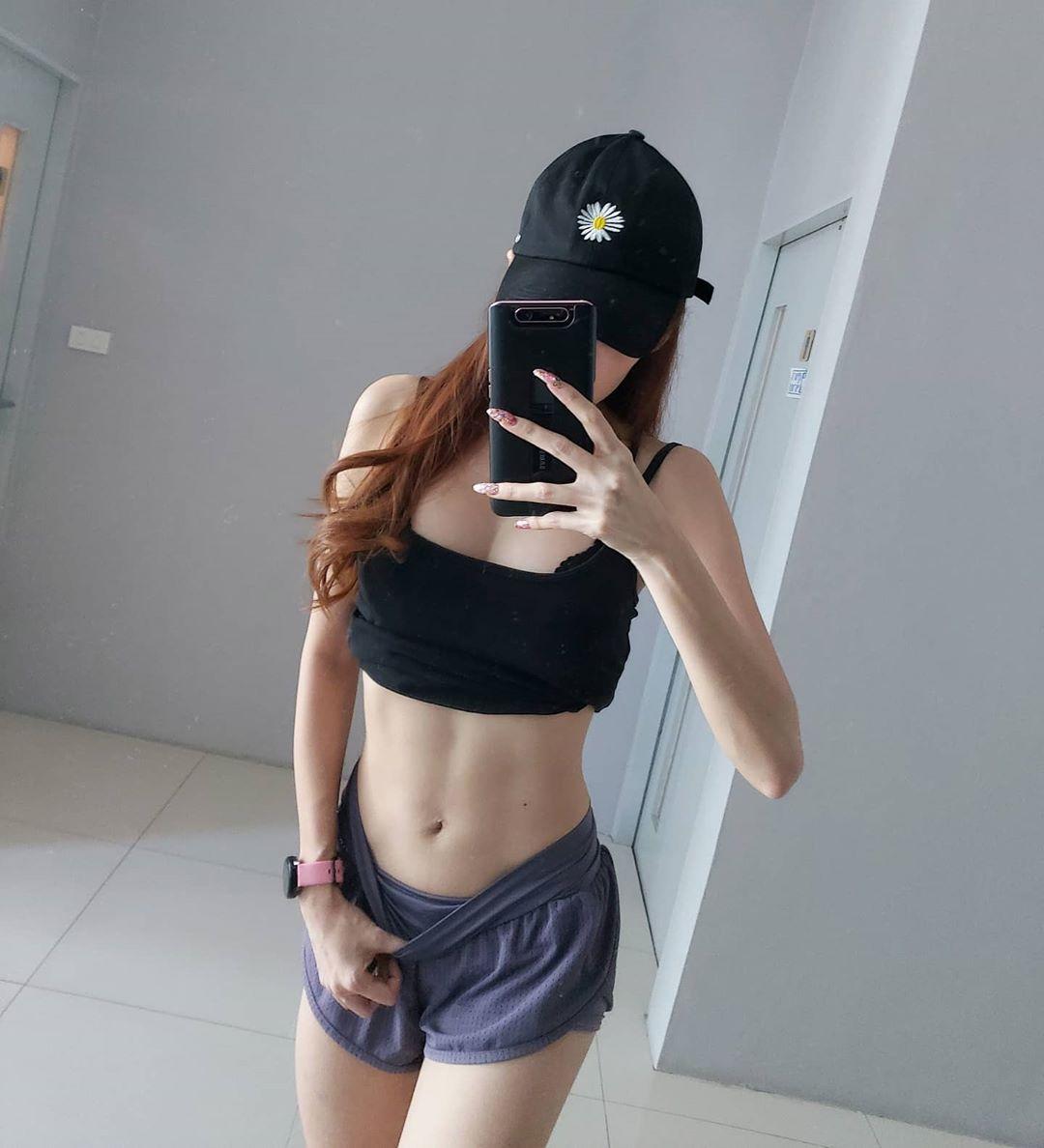 เมย์ สิรินทร์