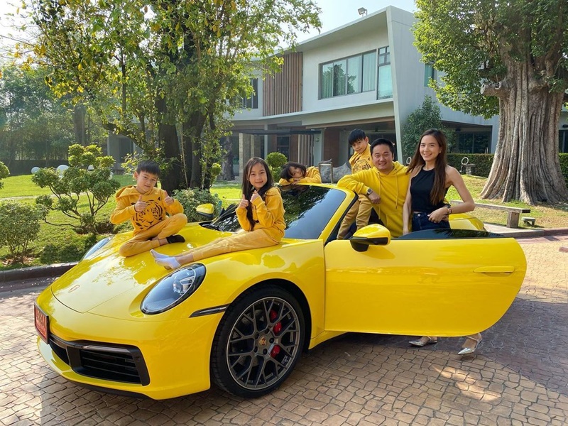 บ้าน พลอย ชิดจันทร์