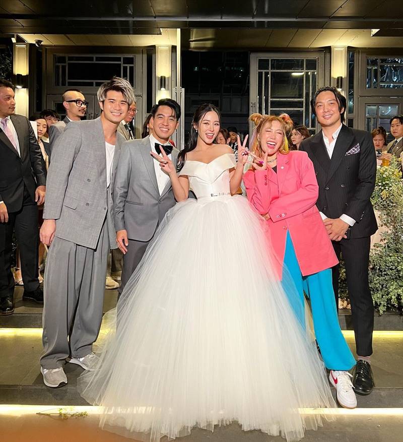 ใบเฟิร์น อัญชสา แต่งงาน