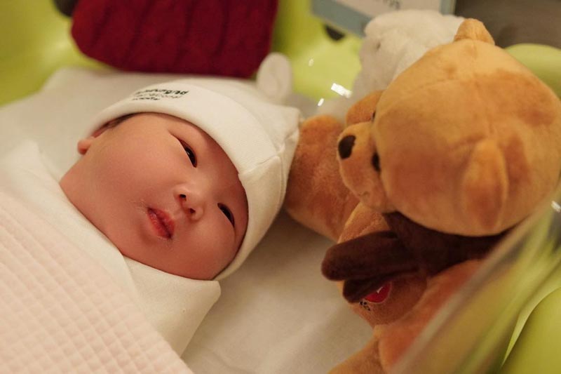น้องพราว ลูกสาว กันต์ พลอย
