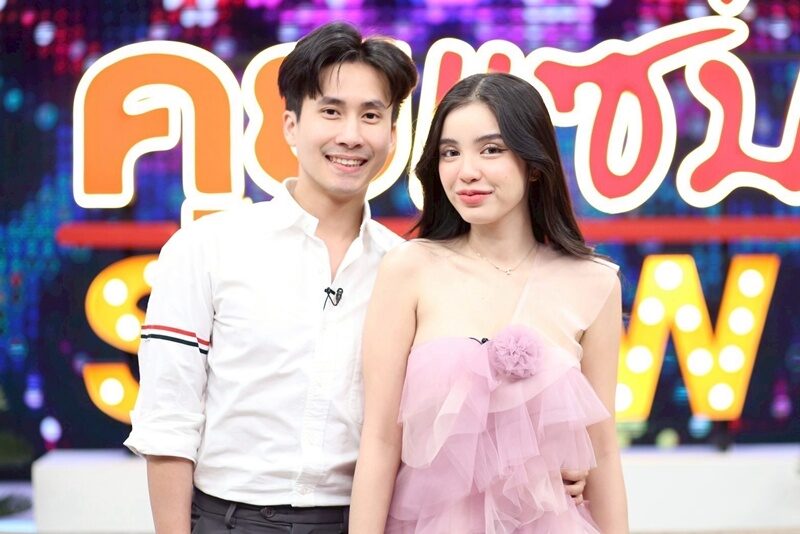 หมอบุ๊ค ธนภัทร หมอ Orthopedics สุดหล่อ หวานใจคนใหม่ของ ขนม ศศิกานต์